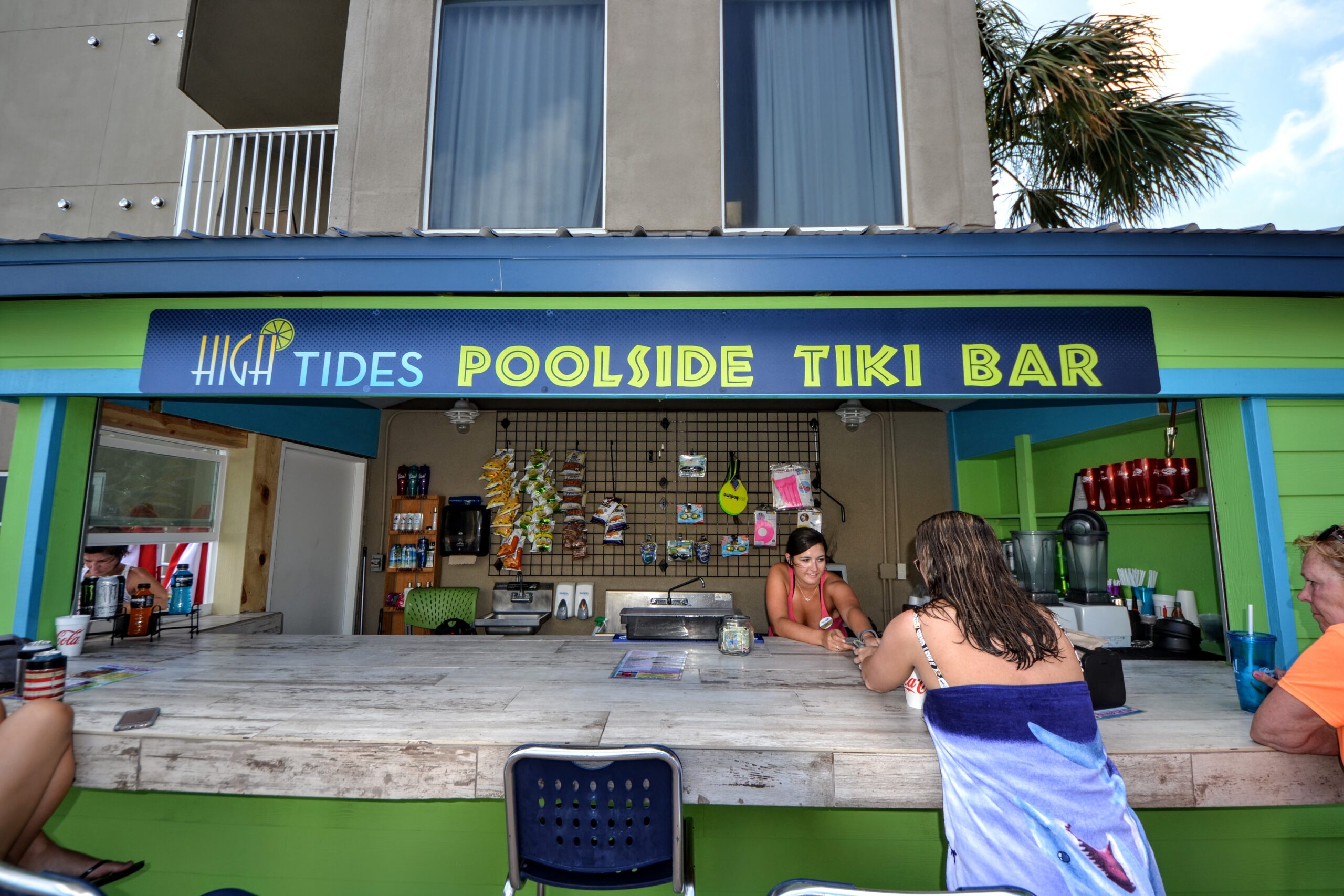 tidewater high tides poolside tiki bar