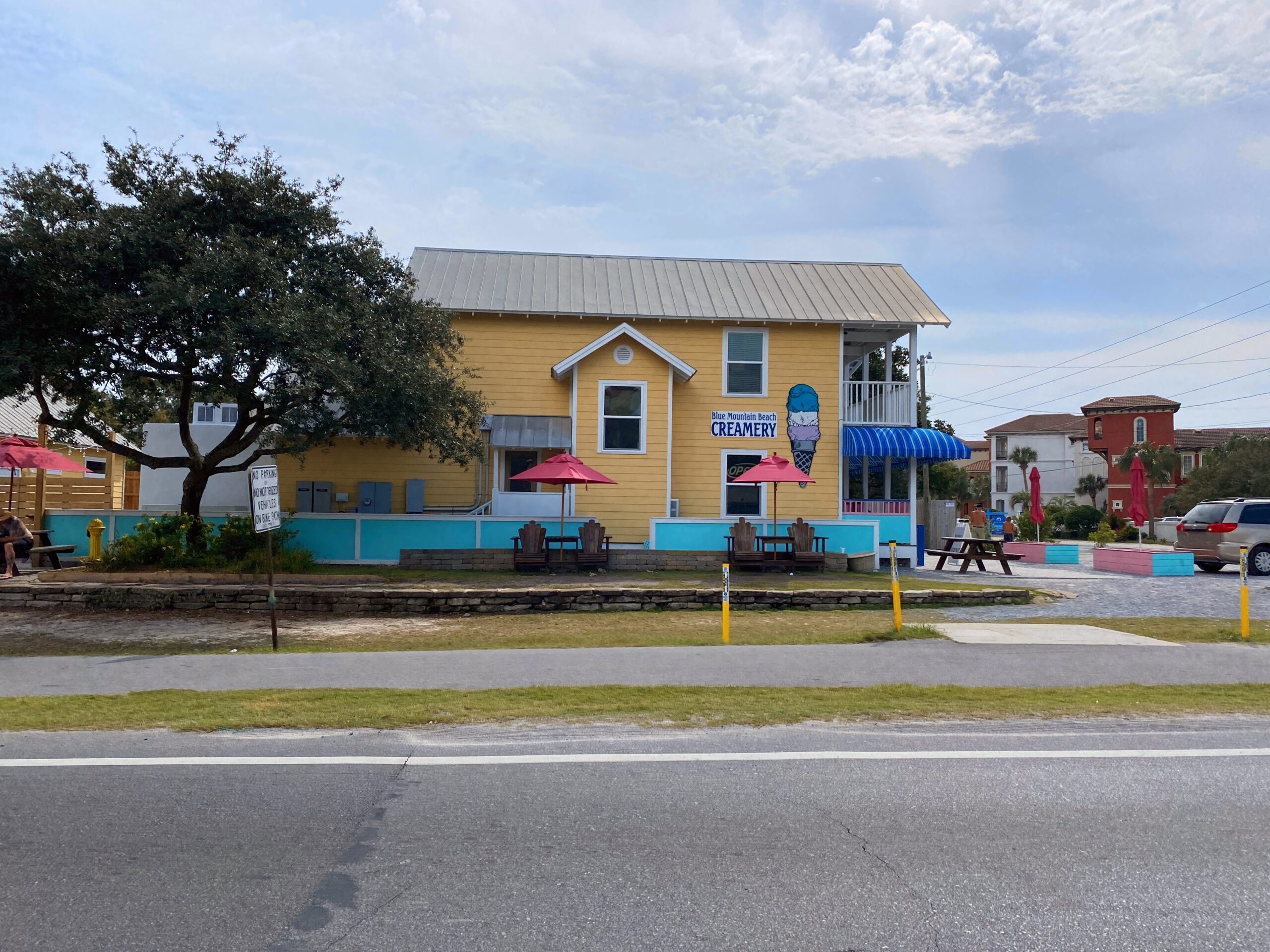 Side view of the Blue Mountain Beach Creamery